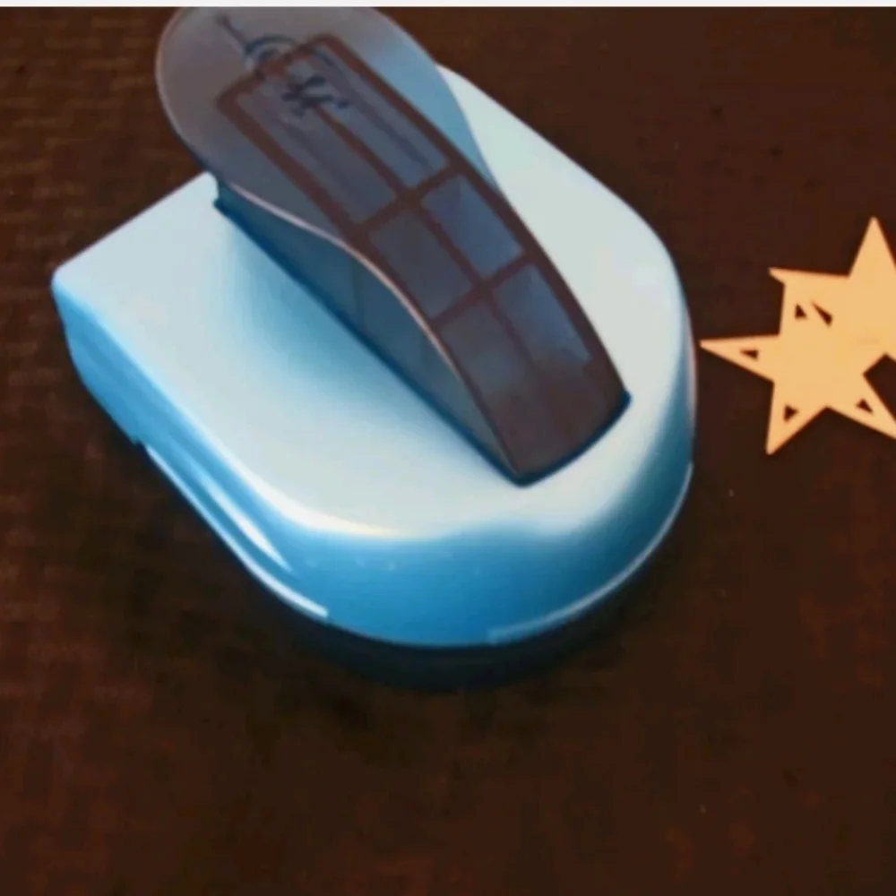 New Creative Memories Embossed Star Maker Paper Punch
